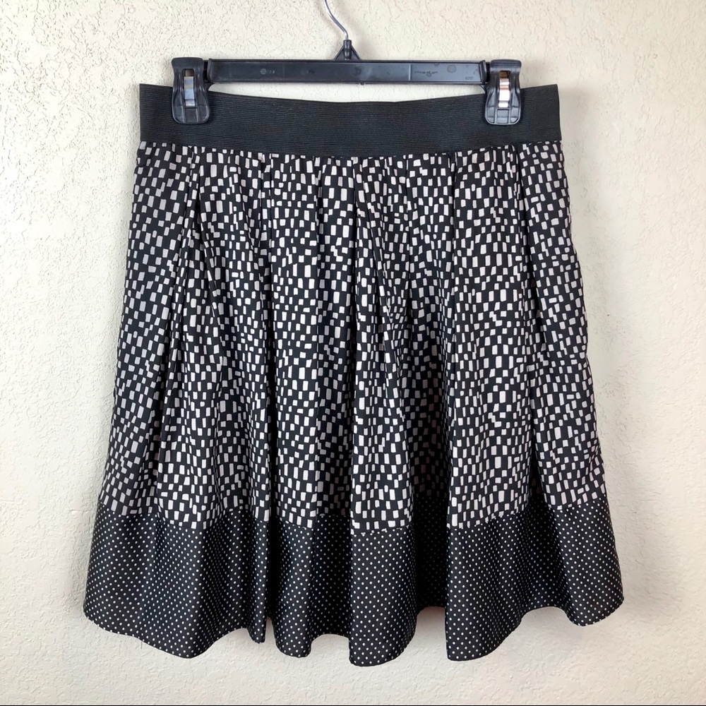 Vince Camino Black and White Whimsical Short Skirt